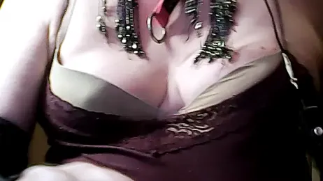 sissy_sarah69 webcam model stream image