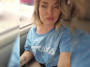 Minni______Mia webcam bongacams model stream image