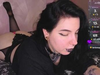 Vivi-Squirrel webcam bongacams model stream image