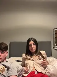 YoungCouple2007 webcam model stream image