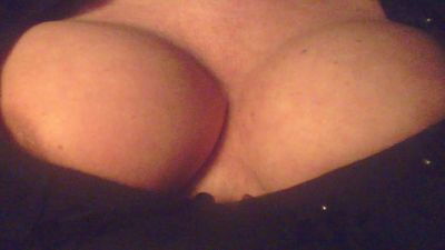 tiresia_na webcam model stream image