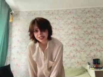 CrystalCalvaruso webcam model stream image