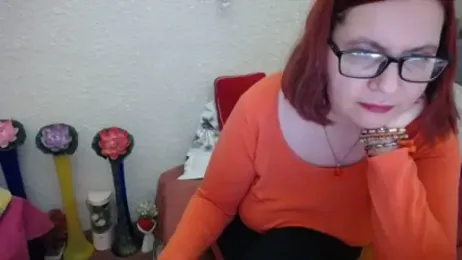 PlayfullMature webcam model stream image