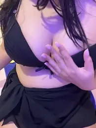 Sukaraa webcam model stream image