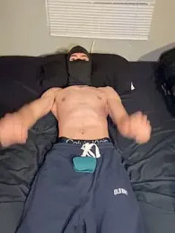 gymratforyouu webcam stripchat model stream image