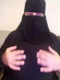 Soltanadubai webcam model stream image