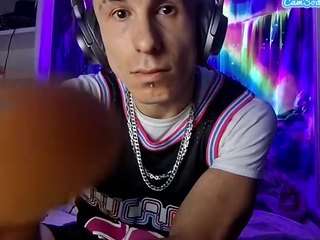 yopapitypeshyt webcam camsoda model stream image