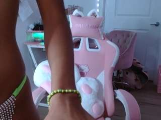 alexsixx webcam model stream image