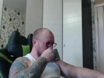 strongass18 webcam model stream image