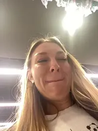 Sweet___Emily webcam stripchat model stream image