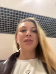 Sweet___Emily webcam stripchat model stream image