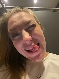 Sweet___Emily webcam model stream image