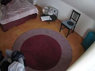 voyeurcam-julmodels-whitebed-5 webcam model stream image