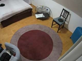 voyeurcam-julmodels-whitebed-5 webcam model stream image