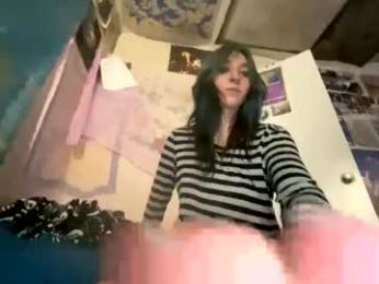 suki_six2 webcam model stream image