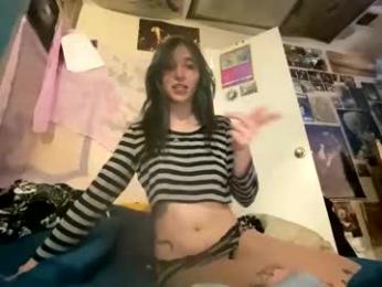 suki_six2 webcam chaturbate model stream image