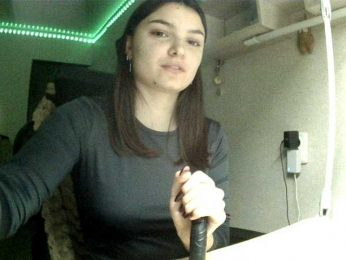 Bella1ove webcam bongacams model stream image