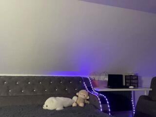 Diane Litle webcam model stream image