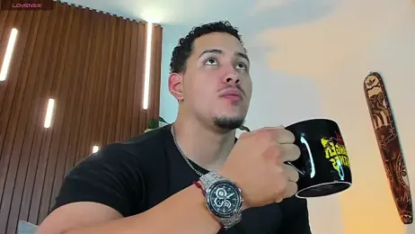 lucasanto_ webcam model stream image