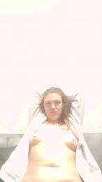 DeaRed8899 webcam model stream image