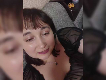 Lyubov96q webcam bongacams model stream image