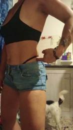 Molly2 webcam cam4 model stream image
