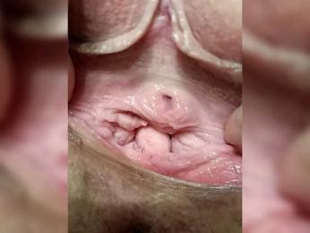 Szanet webcam bongacams model stream image