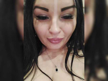 SilverCrystal webcam bongacams model stream image