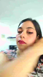 sweet_scarlett_ webcam model stream image