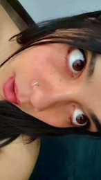 sweet_scarlett_ webcam model stream image