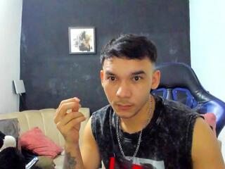 Stivens & Aron webcam model stream image