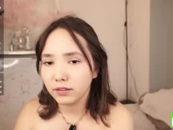 zara_shine webcam model stream image