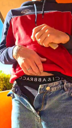 Lyamtu webcam model stream image