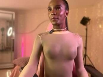 luanarisque webcam model stream image