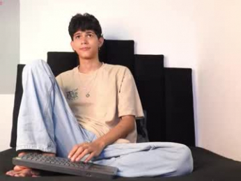 alex_mark_ webcam model stream image