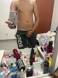 lzinho9153 webcam stripchat model stream image