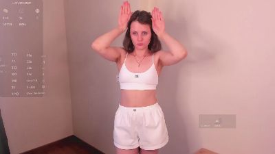 NanceeNesvig webcam cam4 model stream image