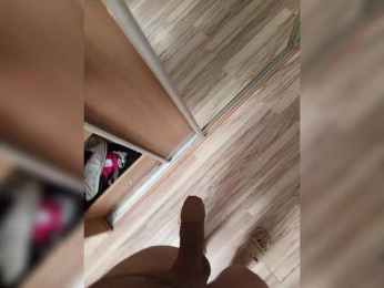 Byrzik1213 webcam model stream image