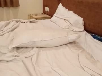 brown_chocolatecouple webcam model stream image