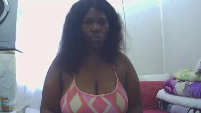 Maturegodess webcam model stream image