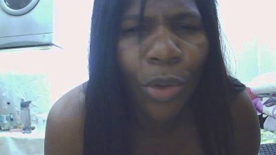 Maturegodess webcam model stream image