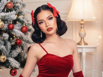 KellyHolly webcam model stream image