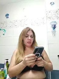 Alisasex@xh webcam model stream image