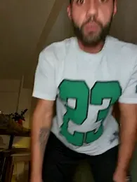 YourMommyBlair webcam model stream image