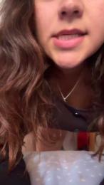 Muakk webcam model stream image