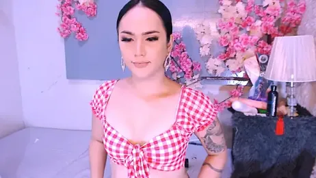 Oriental_Tiara webcam model stream image