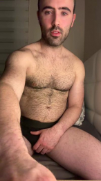 WhiteAndHairy webcam cam4 model stream image