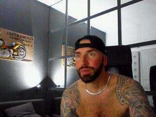 Armand webcam flirt4free model stream image