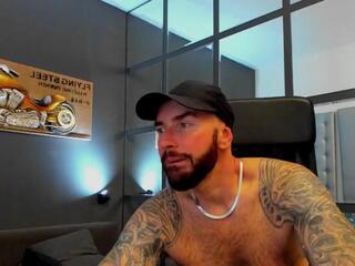 Armand webcam flirt4free model stream image