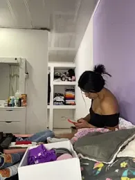 Marianahb-e webcam stripchat model stream image